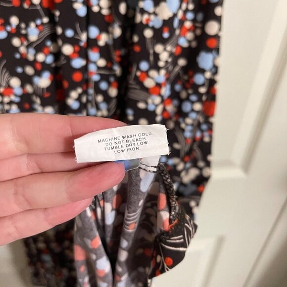 Motherhood Maternity Women's Brown Floral Vneck Tie Back Stretch Dress Medium - Picture 6 of 7